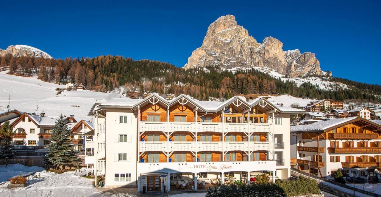Hotel Gran Fanes 科瓦拉因巴迪亚 外观 照片