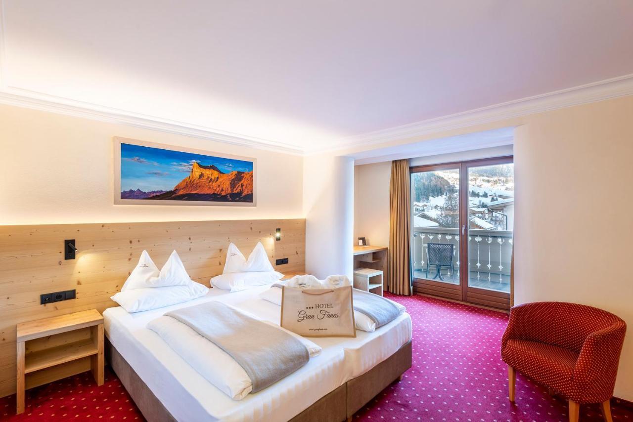 Hotel Gran Fanes 科瓦拉因巴迪亚 外观 照片